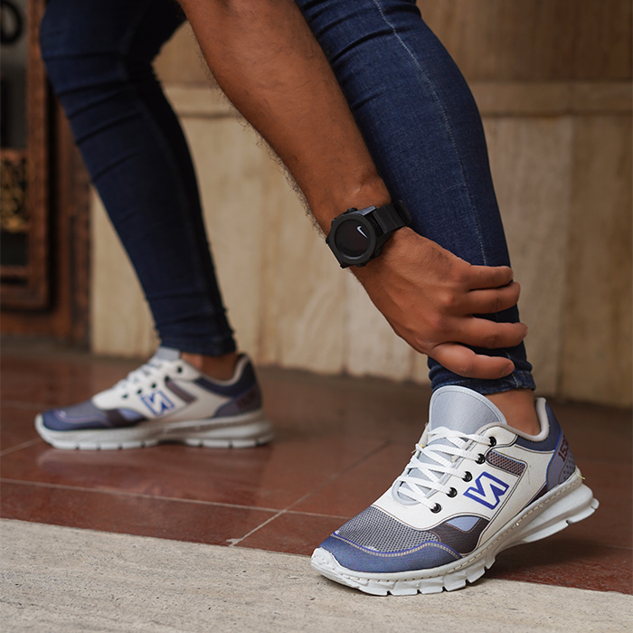 کفش ورزشی (T) سفید آبی نیو بالانس مردانه مدل 1530