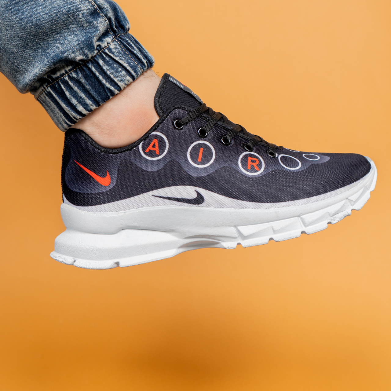 کفش ورزشی مشکی طوسی نایک دایره ای مردانه مدل AIR